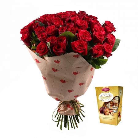 Bouquet Букет «51 роза + Королевский шедевр »